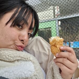 Meet your Posher, Laura